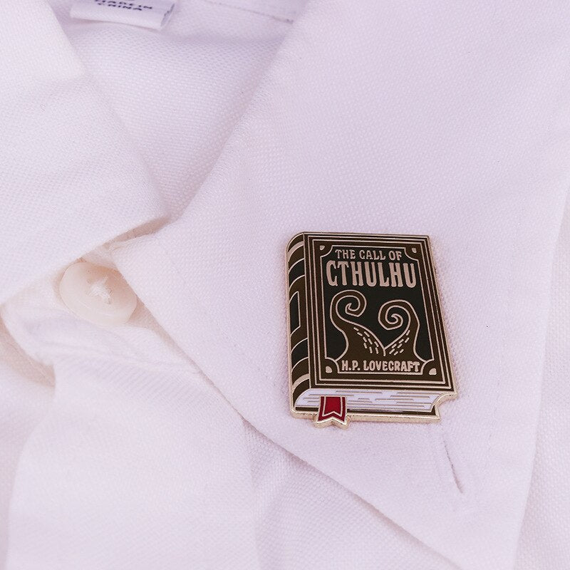 Cthulhu's Summoning Book Brooch Mythical Character Sleeping God Emblem