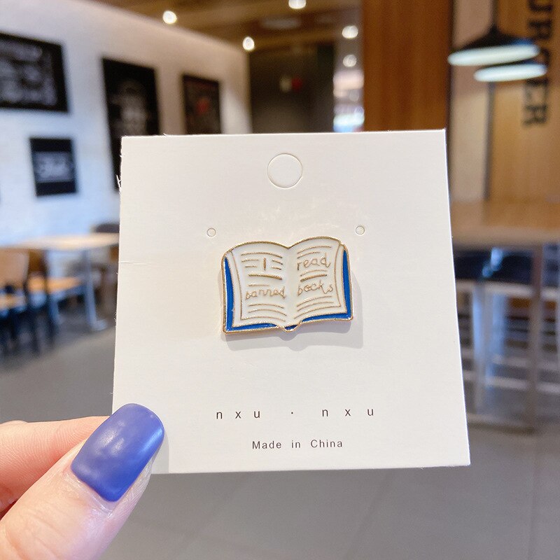 Fashion Rainbow Enamel Pin Cartoon Cute Fruits Food Animal Astronaut Brooches Lapel Badge Bag Jewelry Gift for Friends Wholesale