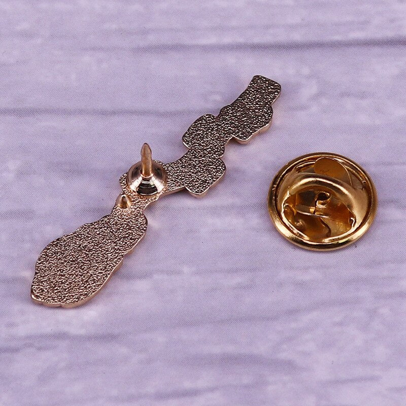 Beautiful magic flower broom brooch Pink and purple flower badge magic flying accessory