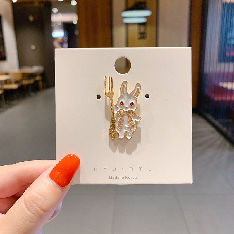 Fashion Rainbow Enamel Pin Cartoon Cute Fruits Food Animal Astronaut Brooches Lapel Badge Bag Jewelry Gift for Friends Wholesale