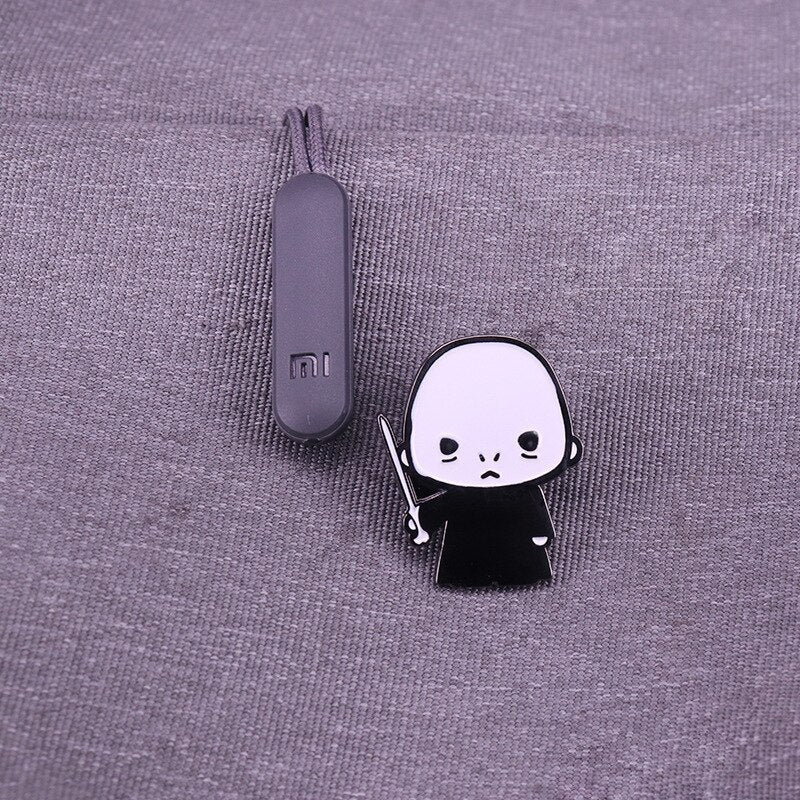 Cute cartoon brooch magic novel villain badge