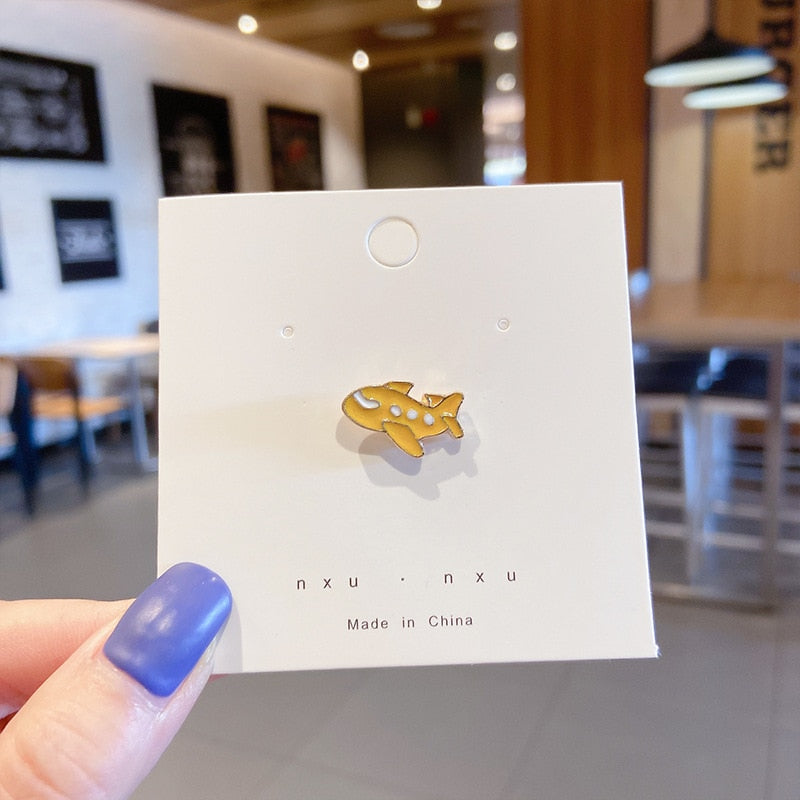Fashion Rainbow Enamel Pin Cartoon Cute Fruits Food Animal Astronaut Brooches Lapel Badge Bag Jewelry Gift for Friends Wholesale