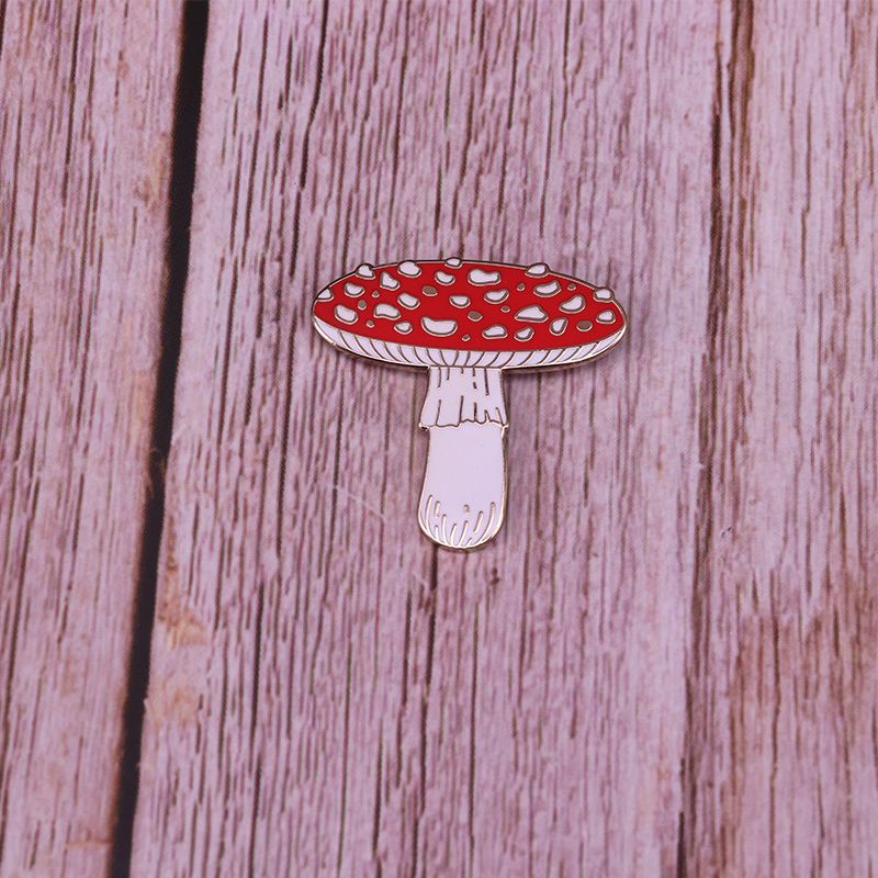 Red Mushroom Brooch Woodland Forest Nature Badge Plant Lovers Accessories