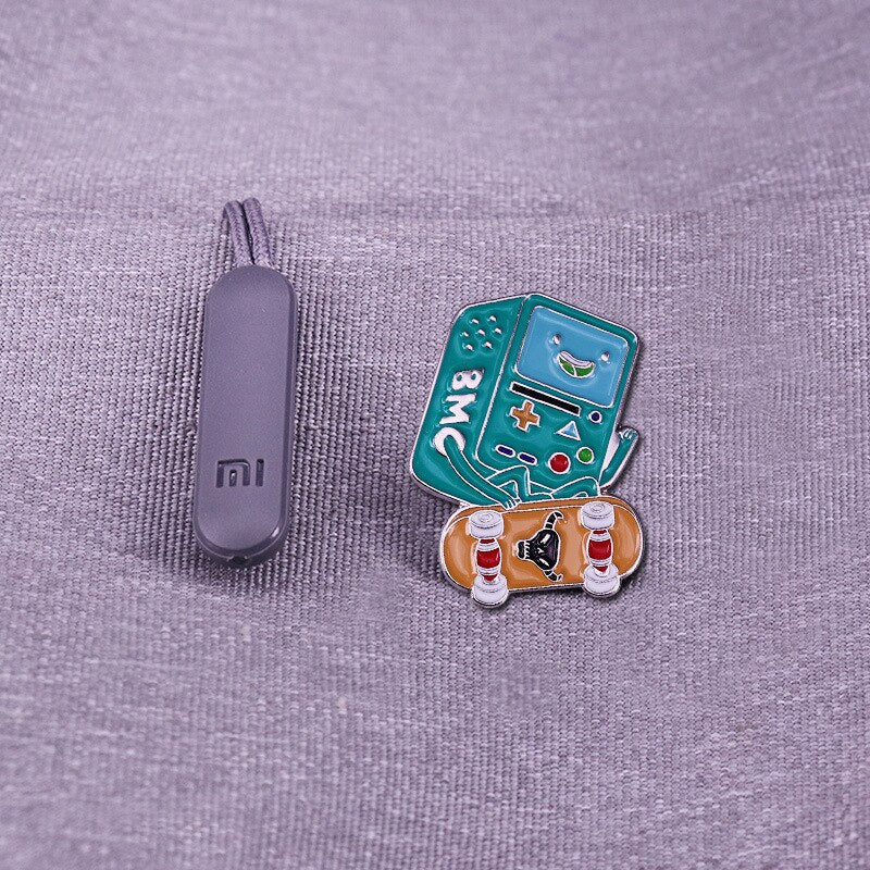 Adventure Time Brooch Game Machine and Skateboarding Badge Fantasy Comedy Animation Pin