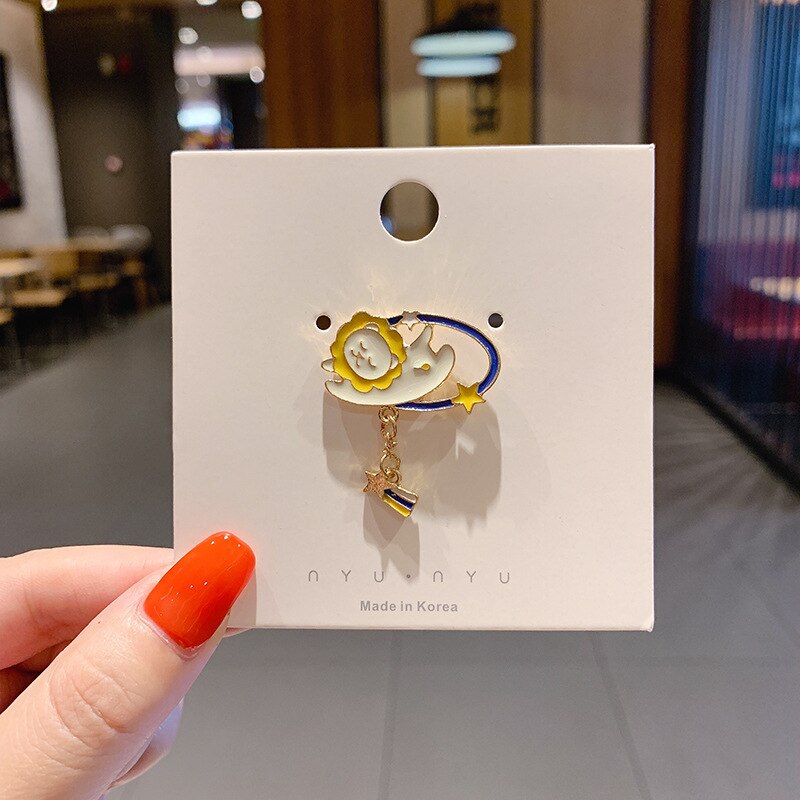 Fashion Rainbow Enamel Pin Cartoon Cute Fruits Food Animal Astronaut Brooches Lapel Badge Bag Jewelry Gift for Friends Wholesale