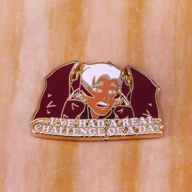 Extraordinary princess Ciri animated brooch