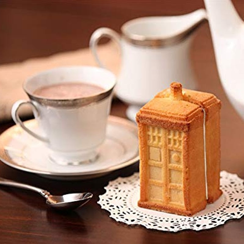 Dr Doctor Who Tardis Ice Cube Mold Maker Bar Party Silicone Trays Jelly Chocolate Gelatin Mold Kitchen Tool, A Great Gift