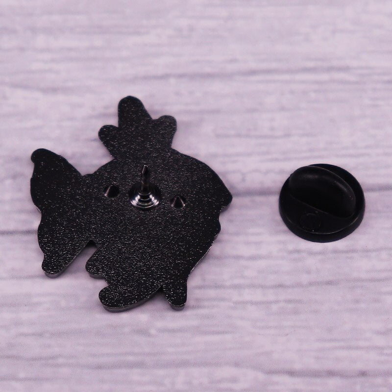 Carp king brooch cute crown fish emblem