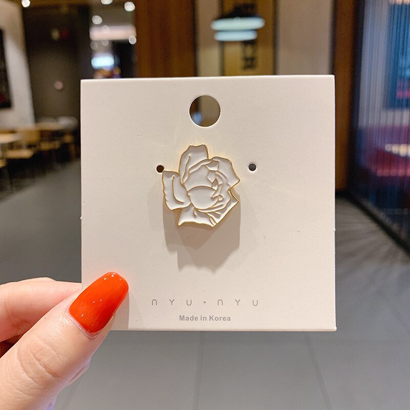 Fashion Rainbow Enamel Pin Cartoon Cute Fruits Food Animal Astronaut Brooches Lapel Badge Bag Jewelry Gift for Friends Wholesale