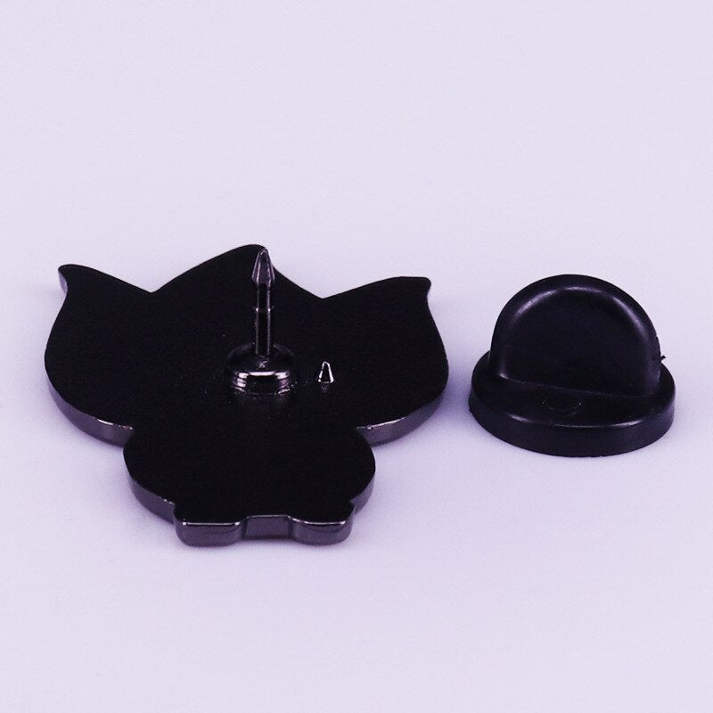 Cute walking grass brooch Pokémon Pokemon badge