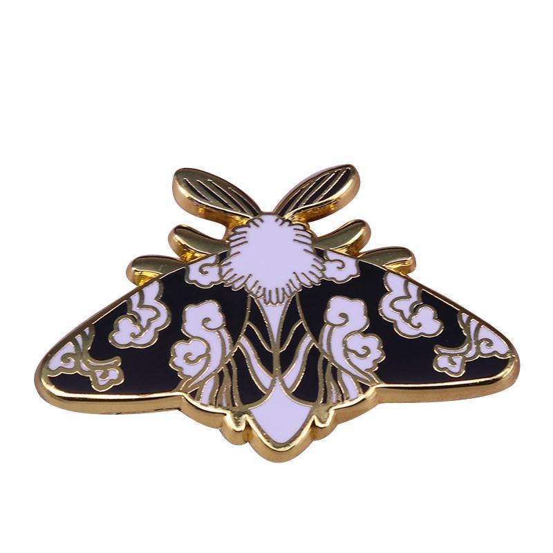 Beautiful butterfly moth brooch cute mysterious insect badge
