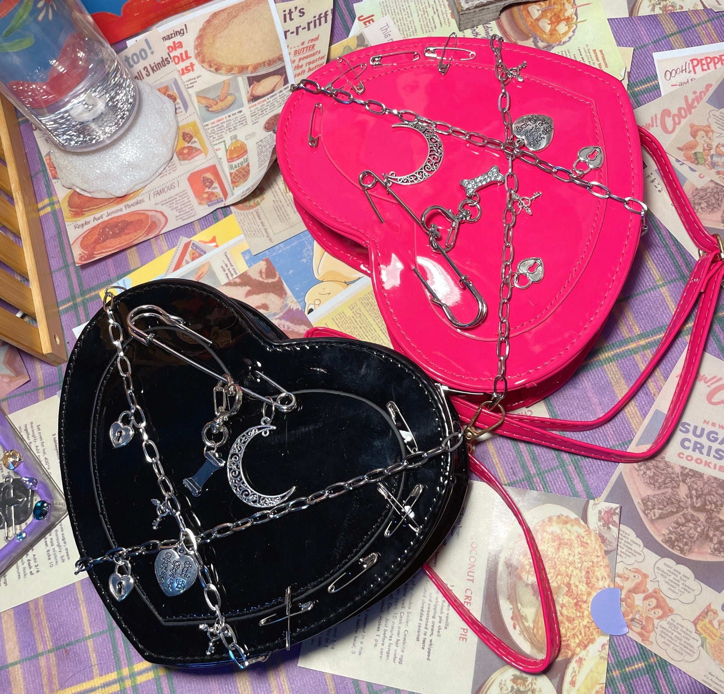 Punk Subculture Retro Gothic Sweet Lolita Heart-shaped Messenger Bags For Women