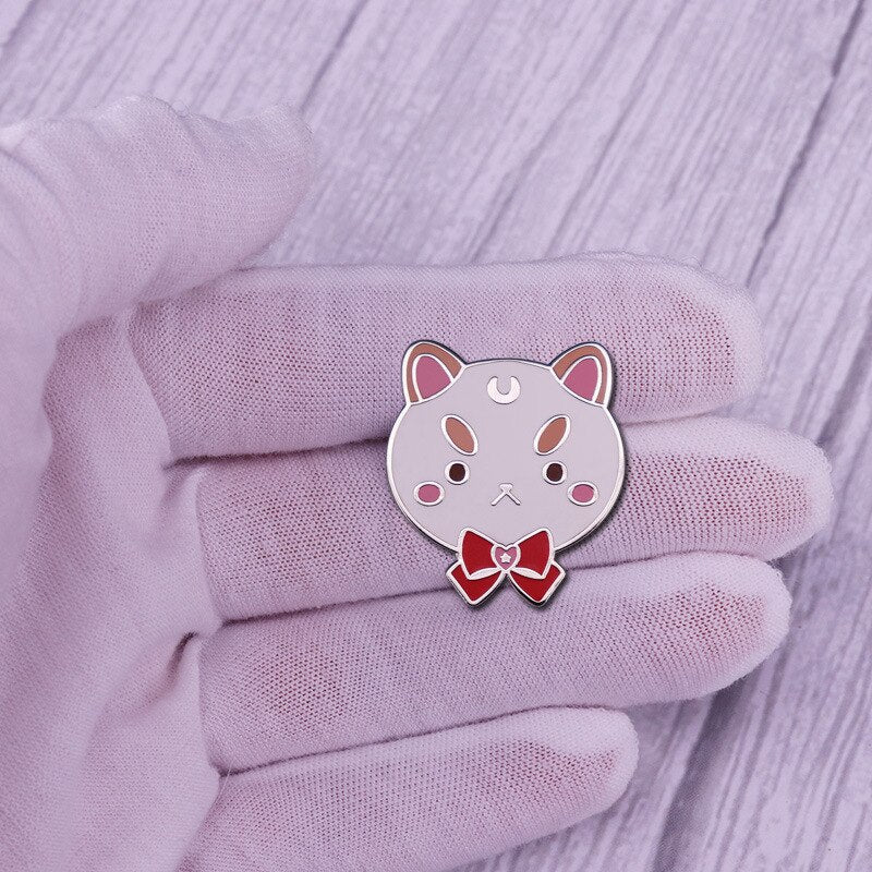Cartoon Crescent Moon and PuppyCat Mix and Match Brooch Fantasy Animation Bee Girl and Dog Cat Inspiration Badge