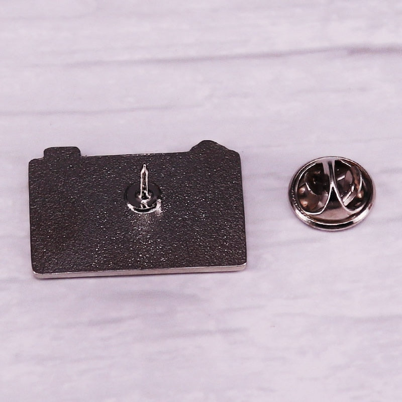Black Retro Audiovisual Brooch SLR Film Camera Record Player Badge