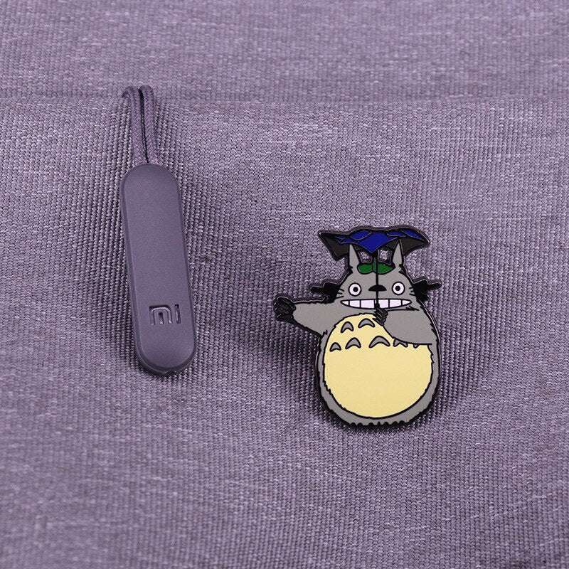 Cute My Neighbor Totoro Umbrella Brooch Anime Cartoon Badge Jacket Backpack Decoration