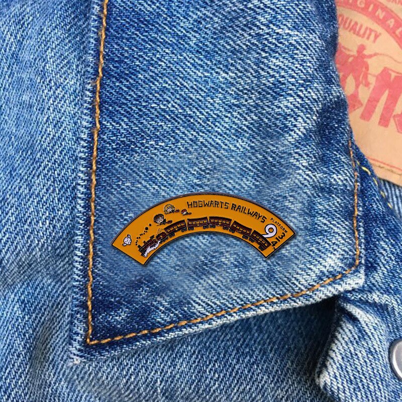 Express train brooch this platform magic world