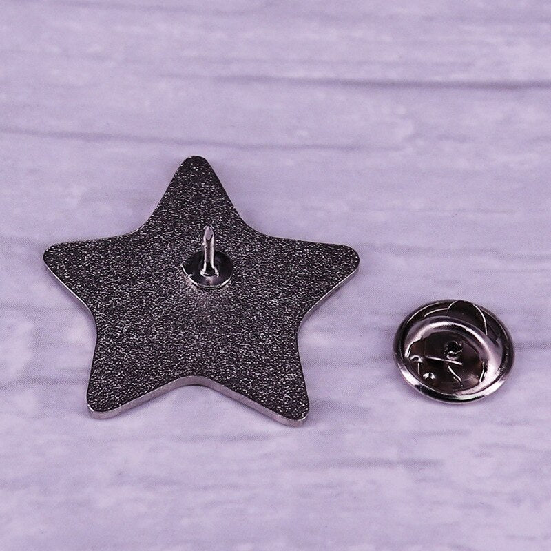 Five-pointed star purple glitter letter brooch is really incredible-badge