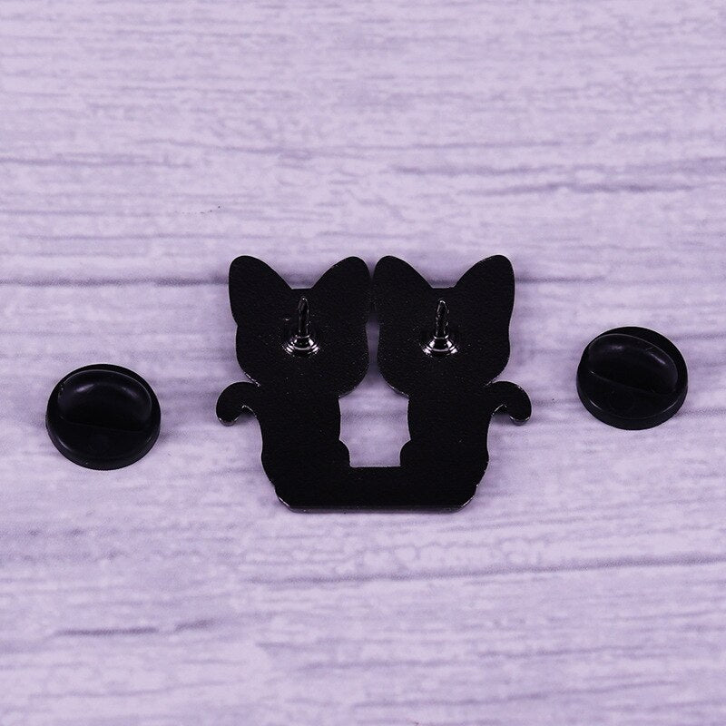 Black Cat Luna and White Cat Artemis Brooch Cute Cat Wearing Mask Reminder Badge