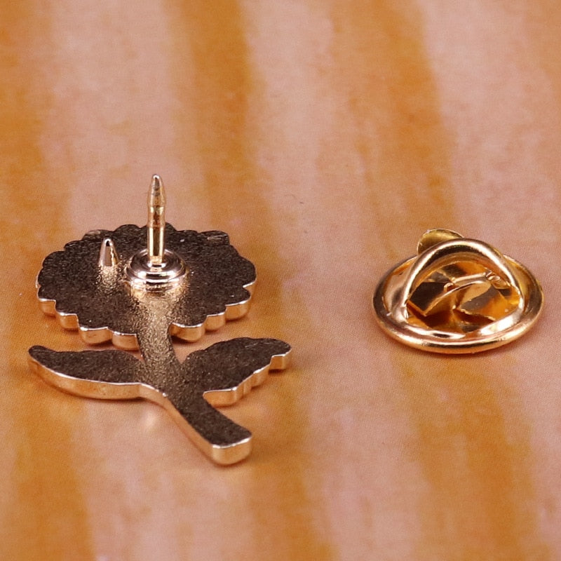 Beautiful sunflower brooch plant lover badge