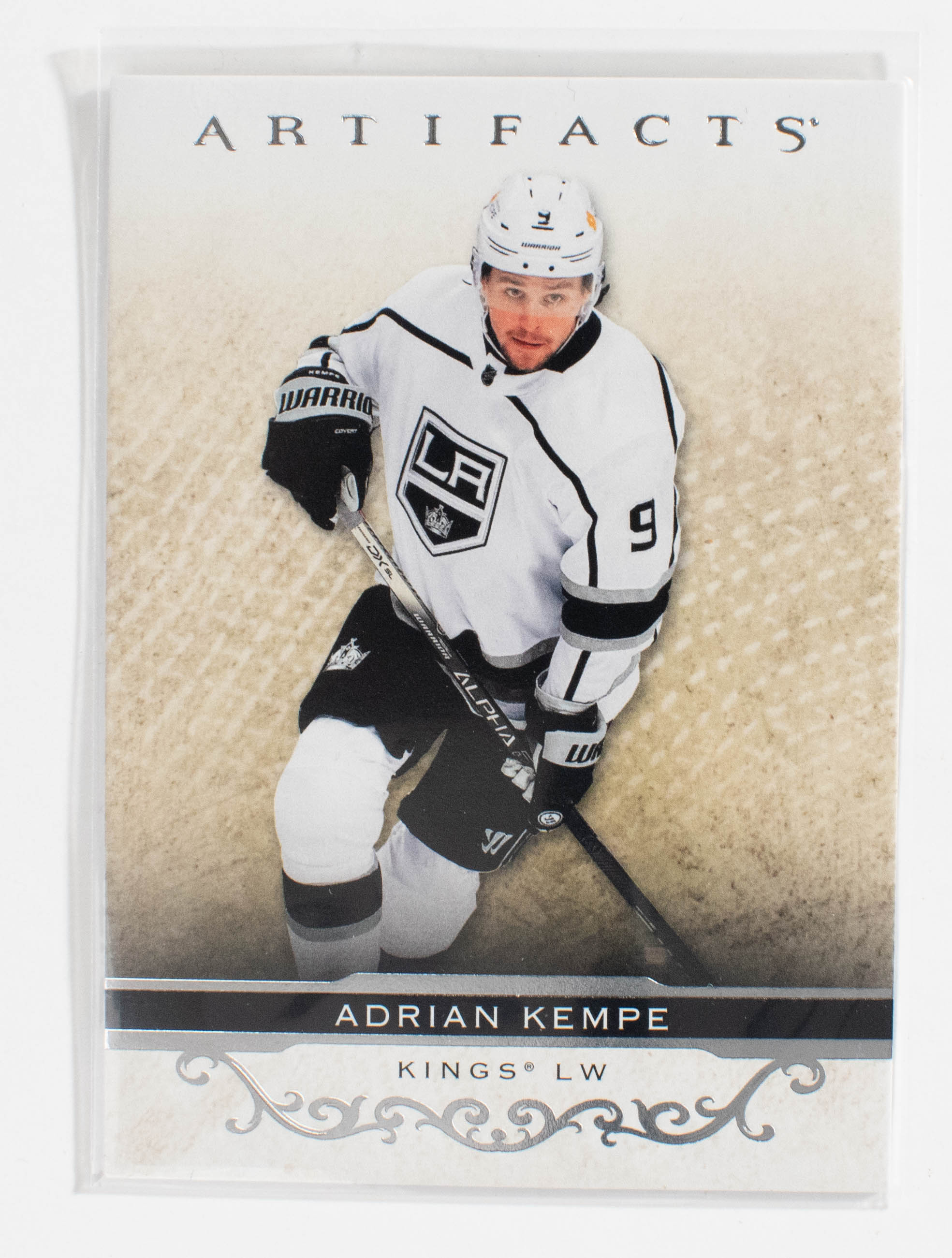 Adrian Kempe 18 Kings Artifacts Hockey 21-22 UD