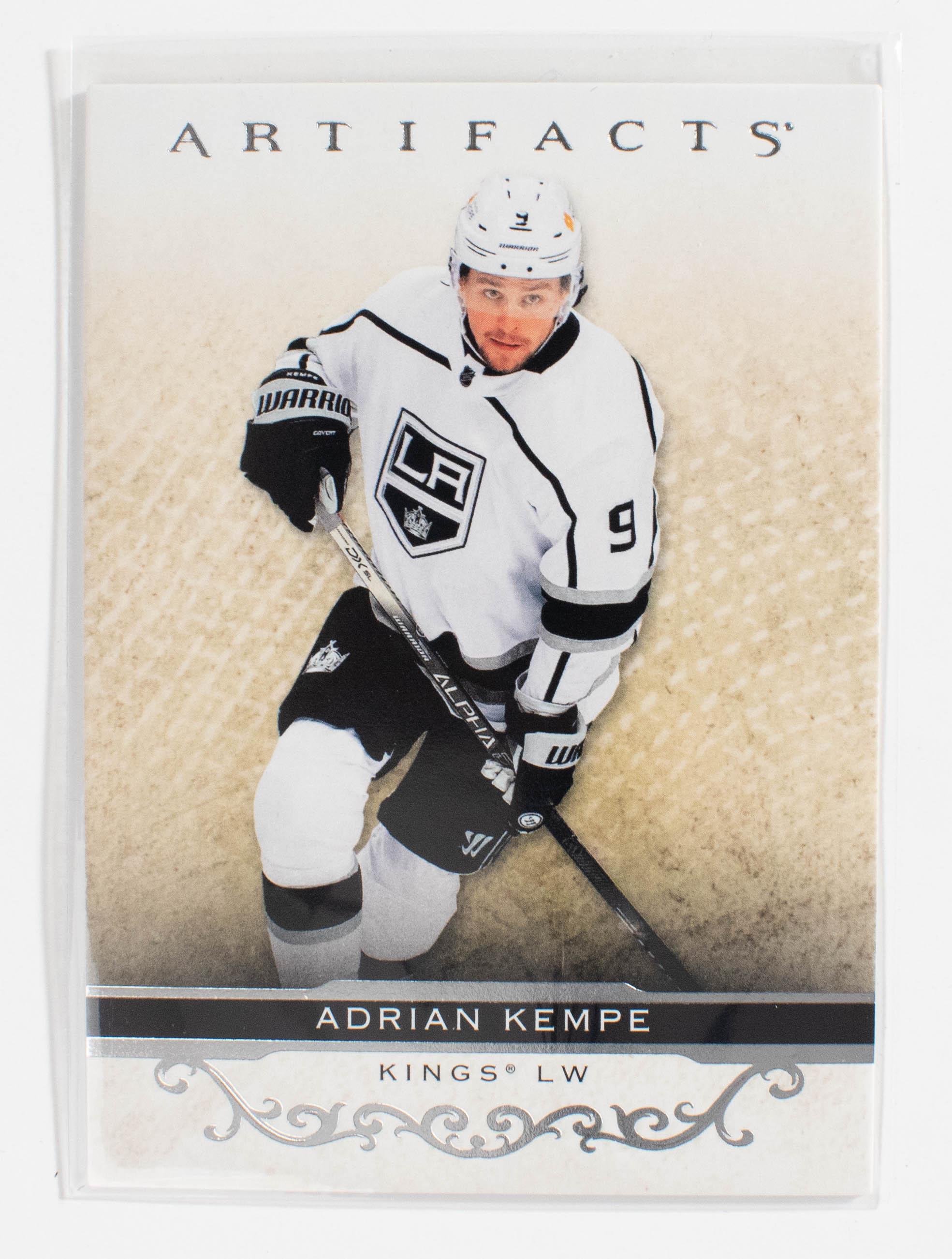 Adrian Kempe 18 Kings Artifacts Hockey 21-22 UD Silver