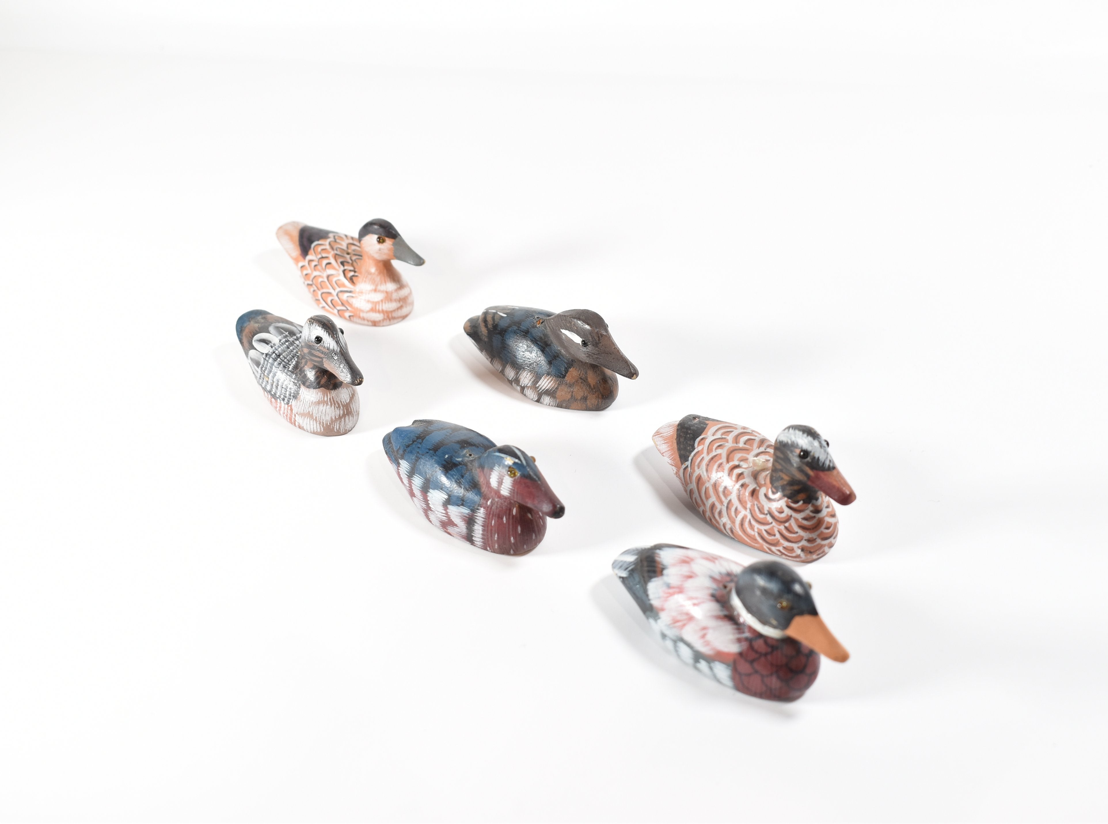 Wooden Ducks 3 inch decor 6 set of ducks used
