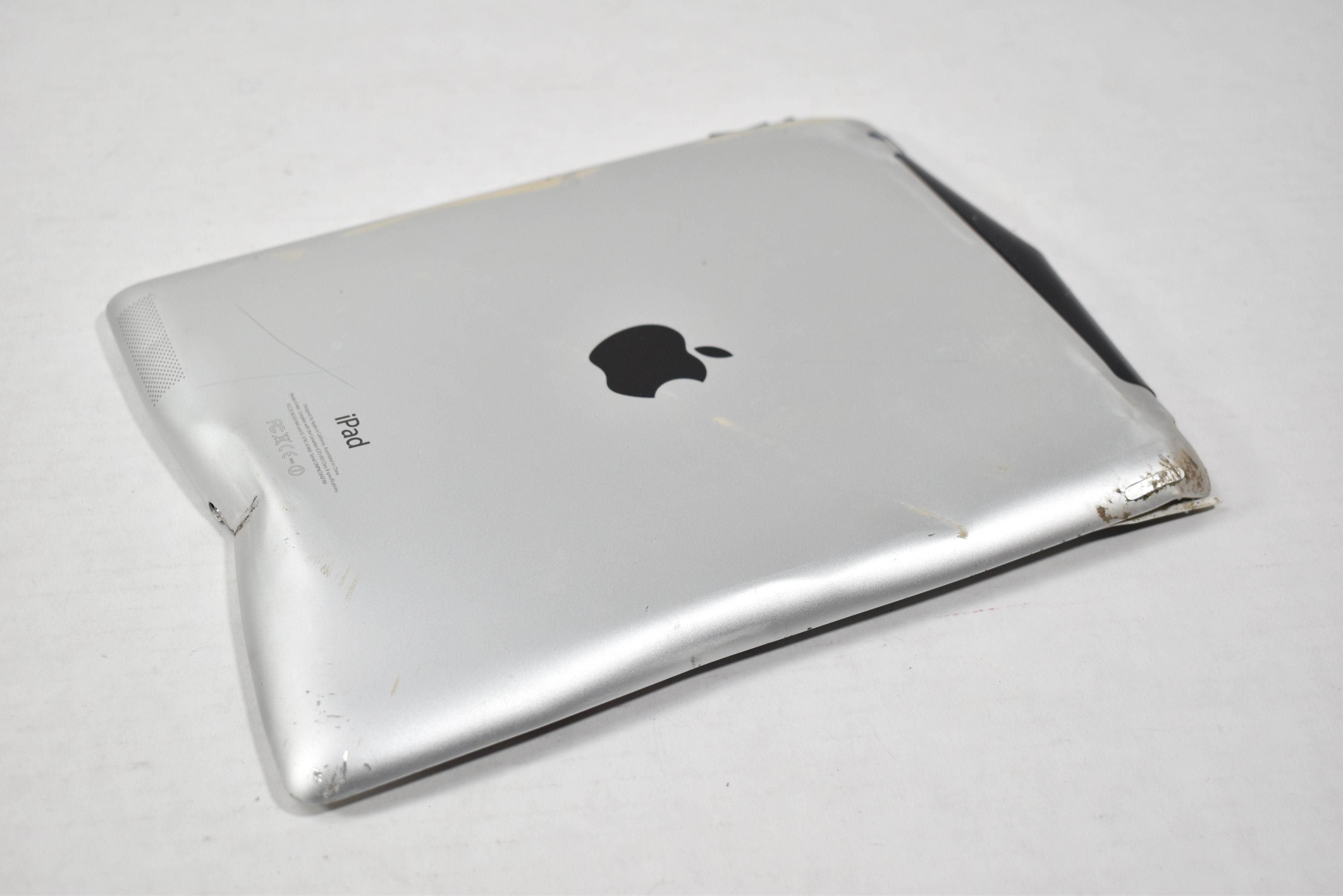 iPad Silver Model - A1460 DAMAGED Parts Only