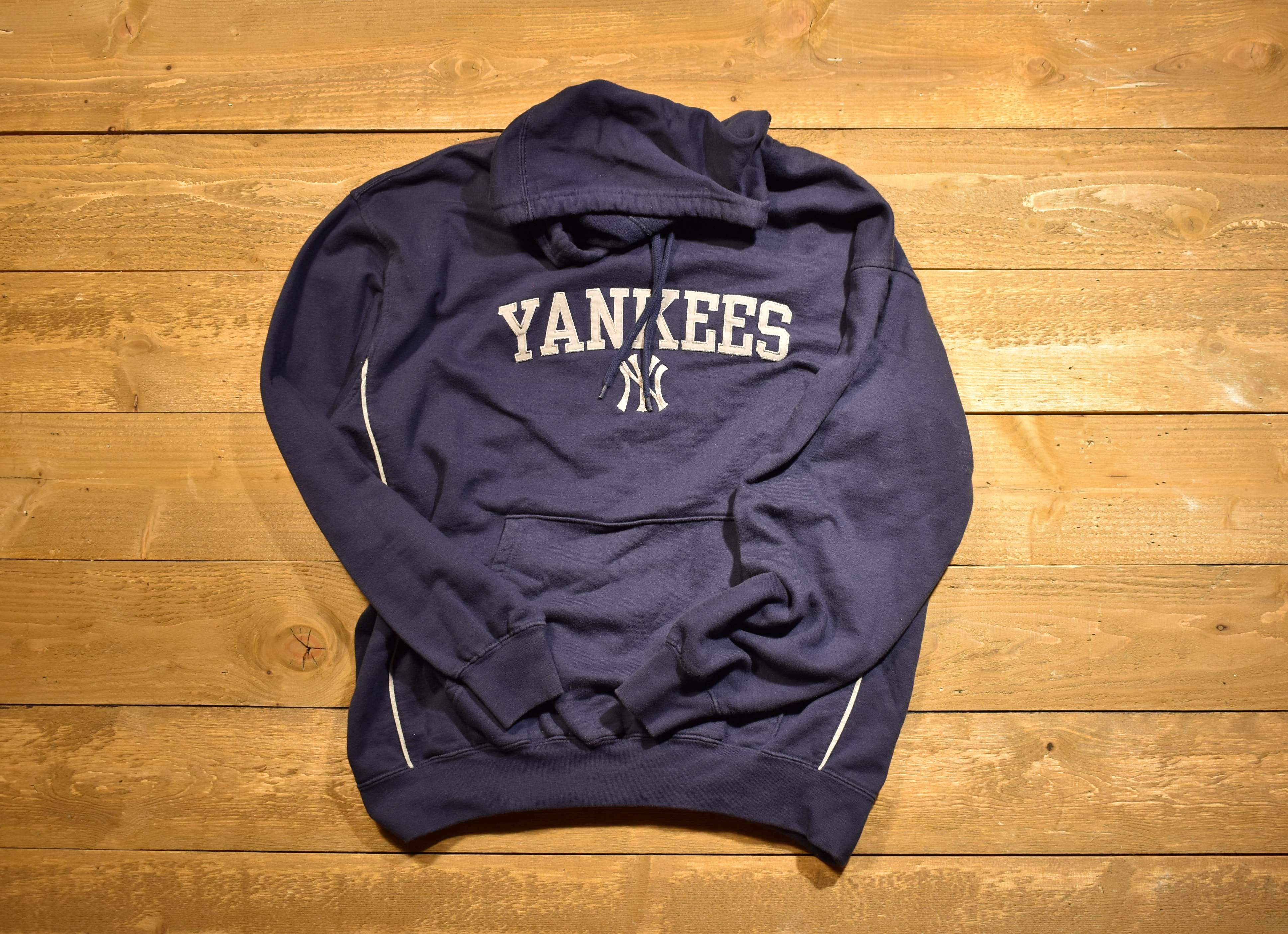 New York Yankees mens sweatshirt large MLB Baseball Hoodie Lee sports Used