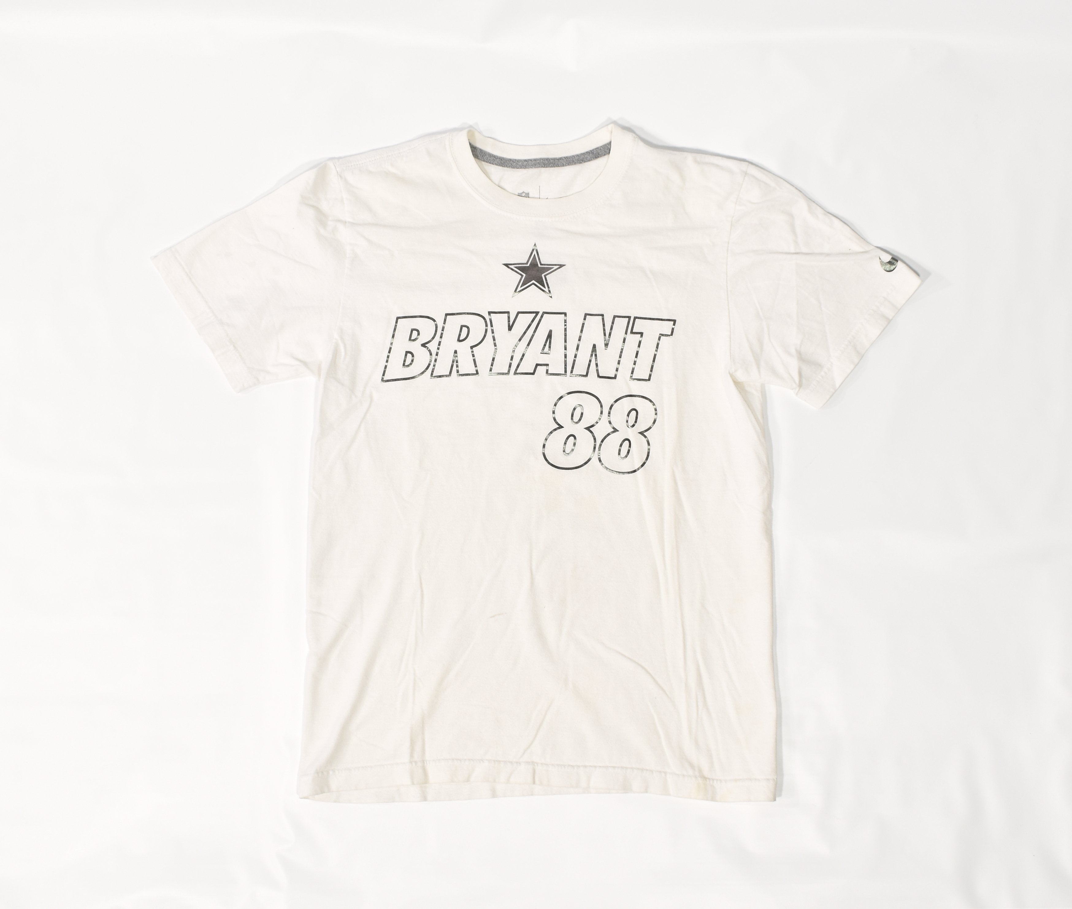 Dallas Cowboys t shirt NFL Football White Small 88 Bryant Shirt Used