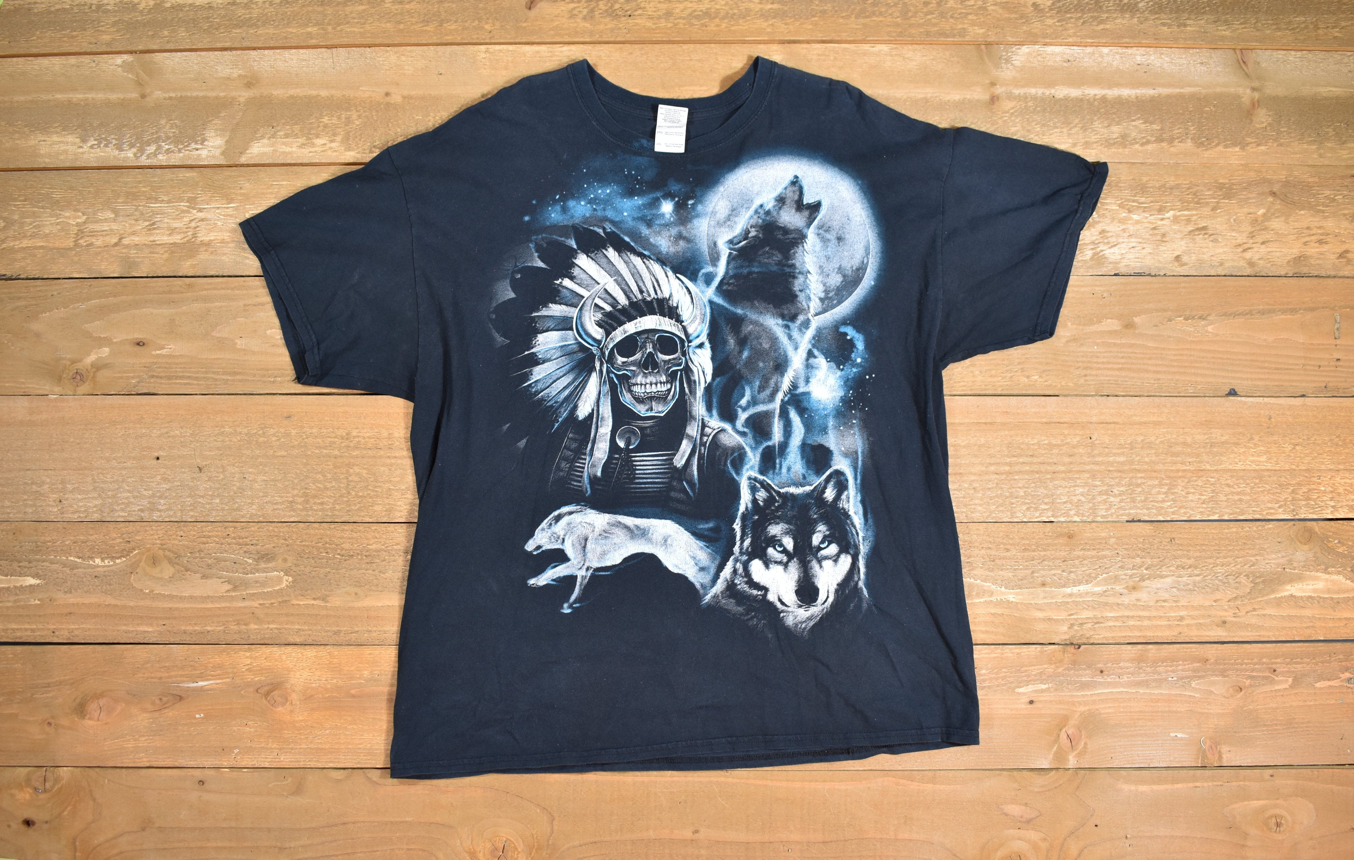 Vintage Mens t shirt wolf and skull vintage art design shirt 2XL Used black