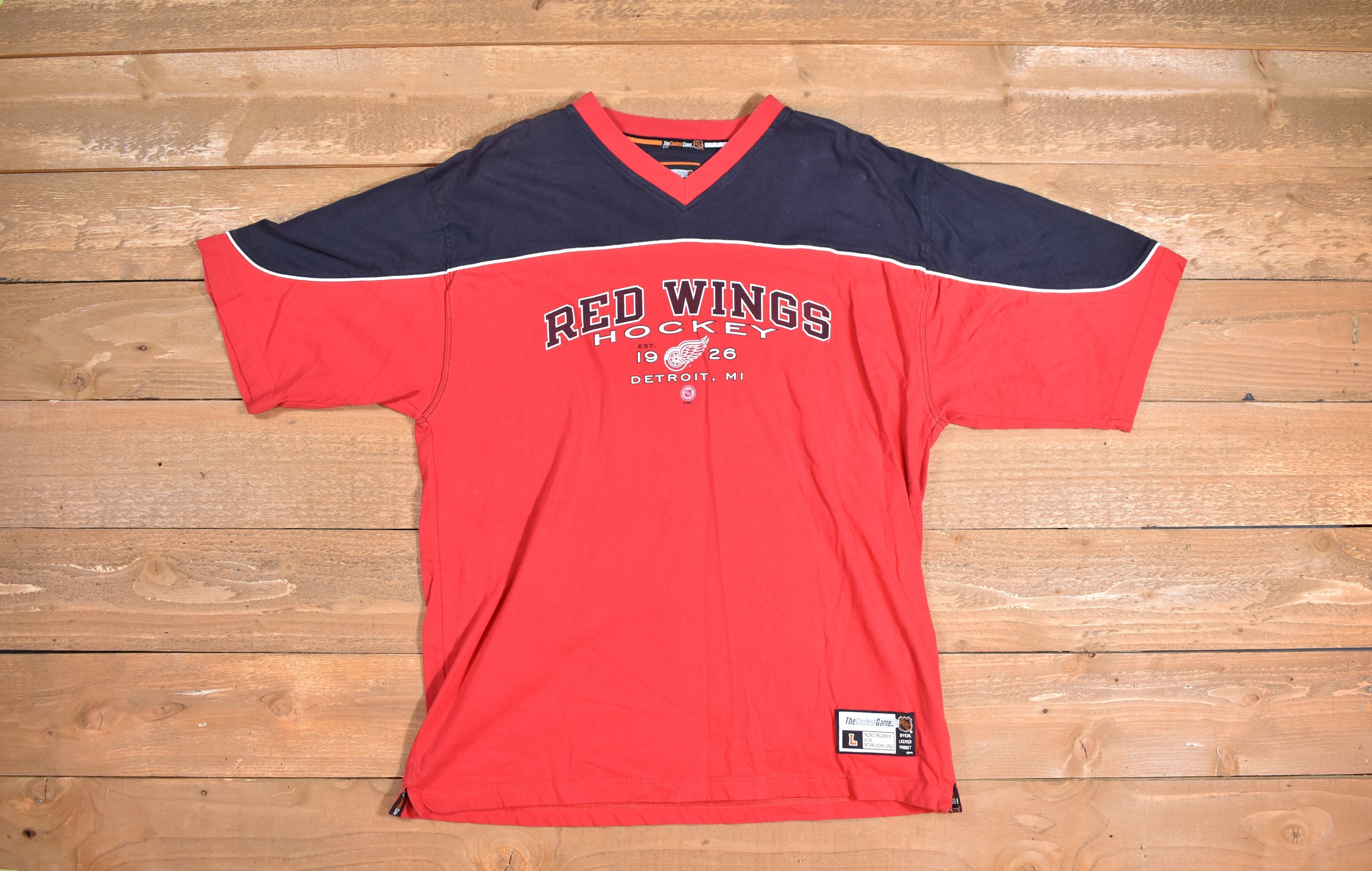 Detroit red wings mens t shirt NHL Hockey Shirt Large The coolest Game Used