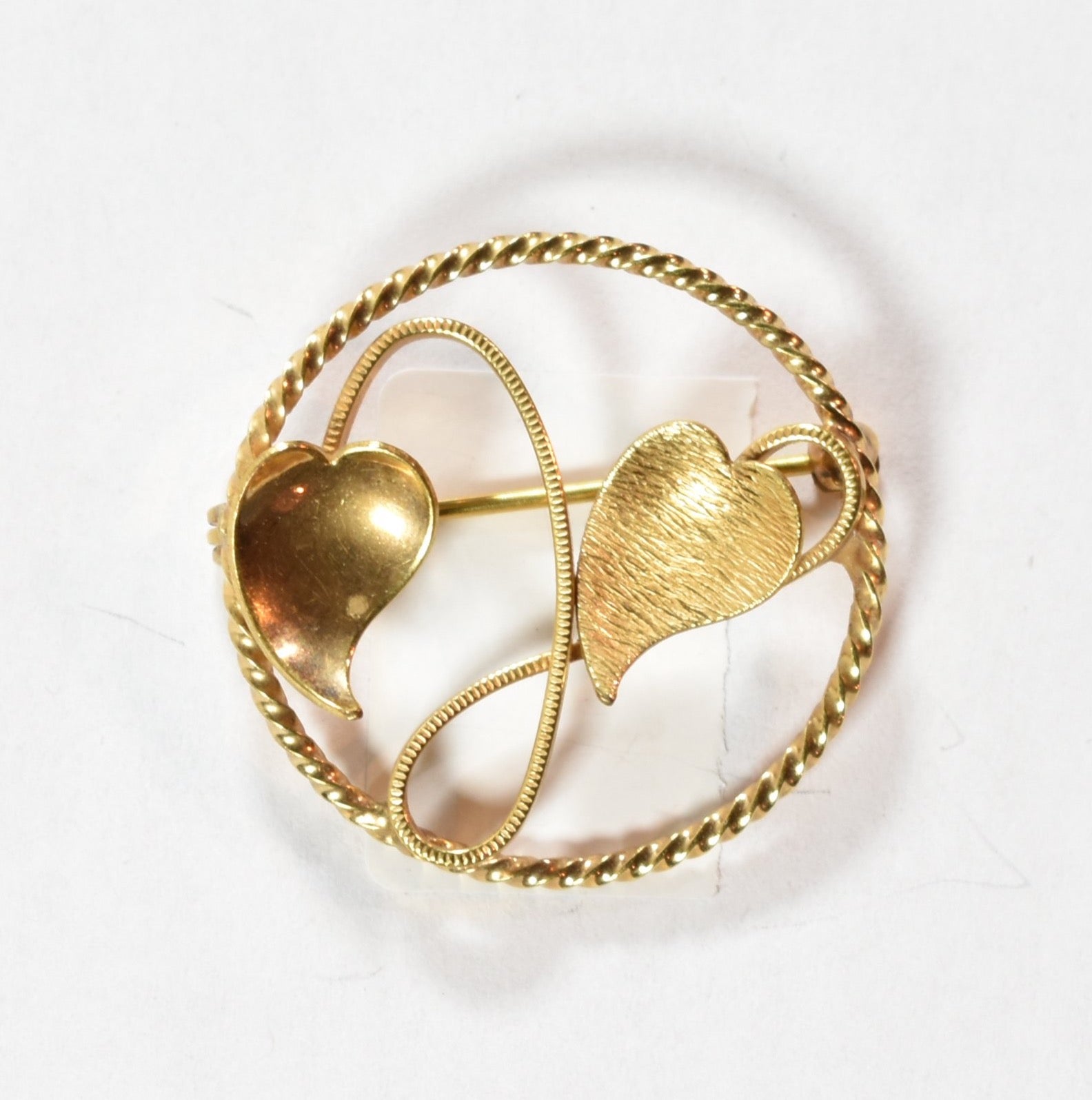 Brooch Pin golden two heart leaf bonded circle gold pendant sweater pin