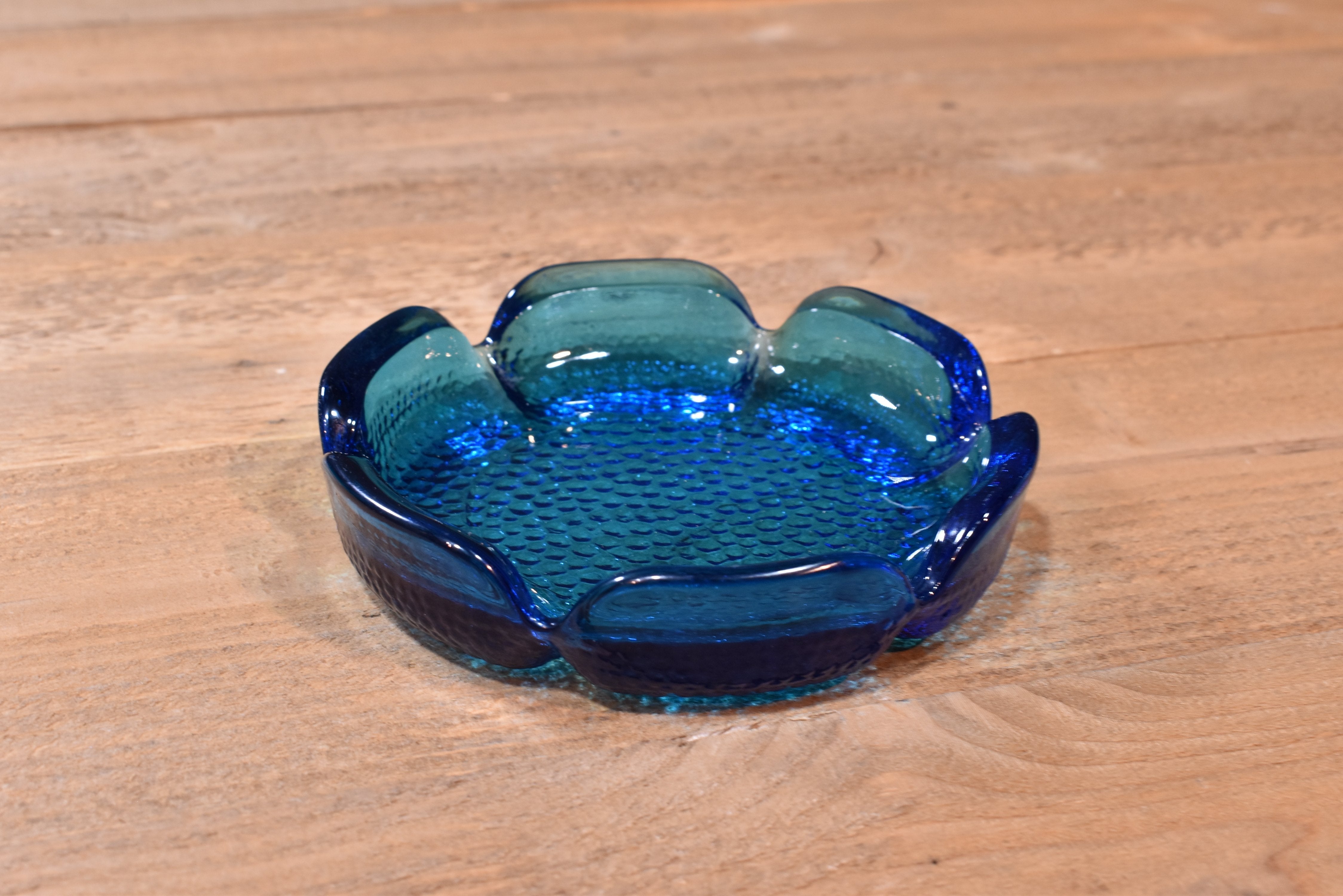 Blue glass ash tray used 6inch wide bowl