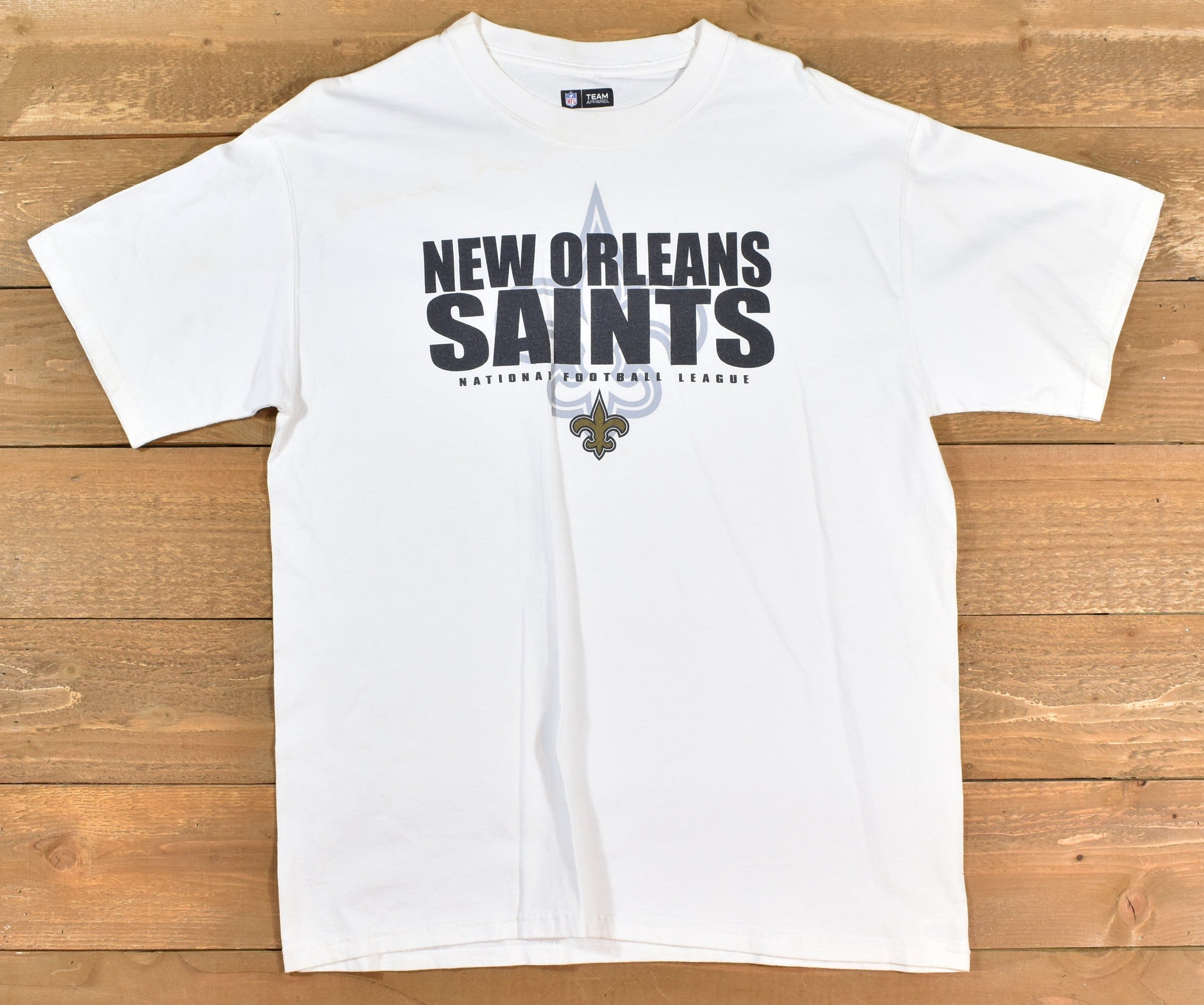 New Orleans Saints Mens white t shirt Large Team Apparel NFL Football Shirt Used