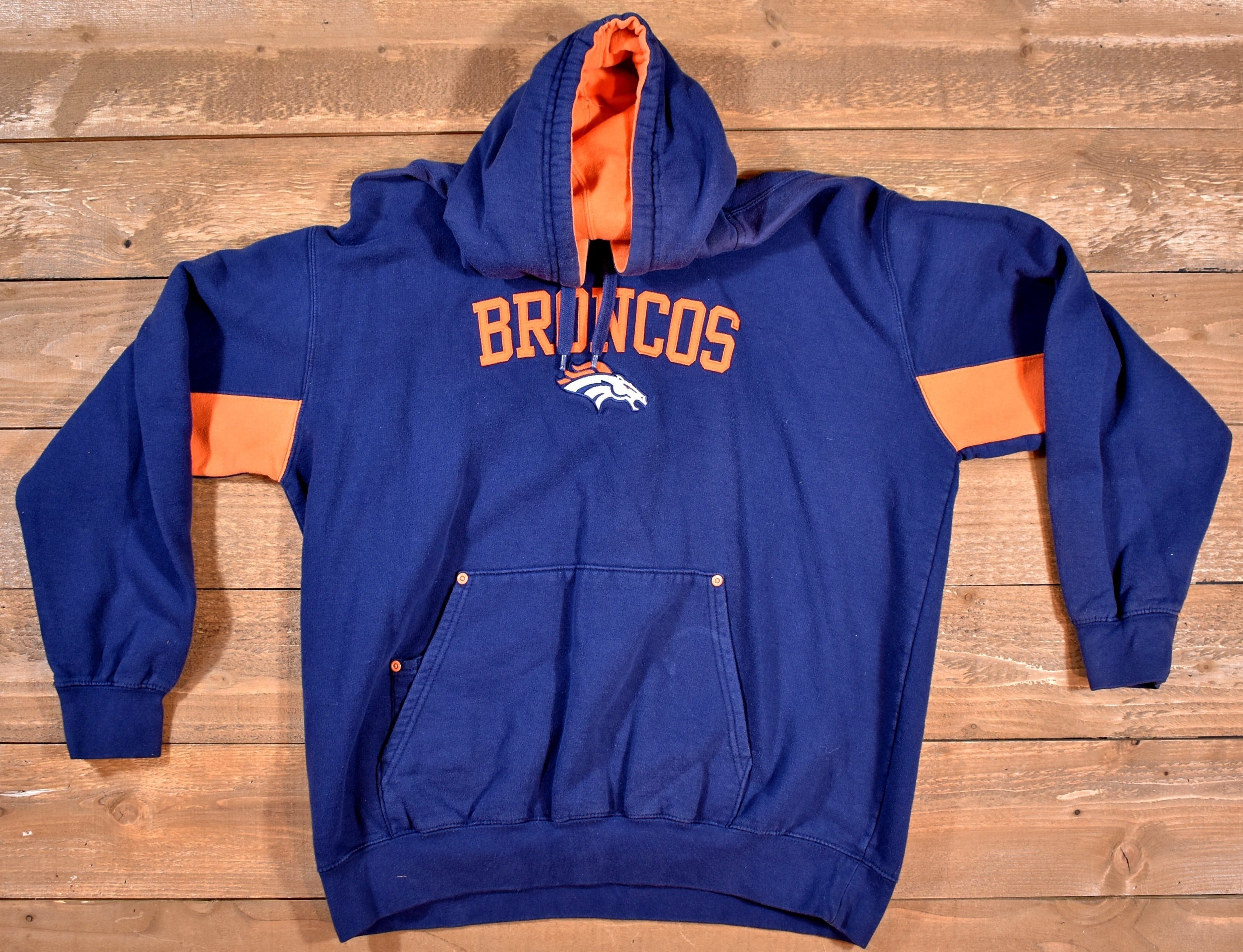 Denver Broncos Mens Sweatshirt Medium Hoodie Used NFL Branded Football Used