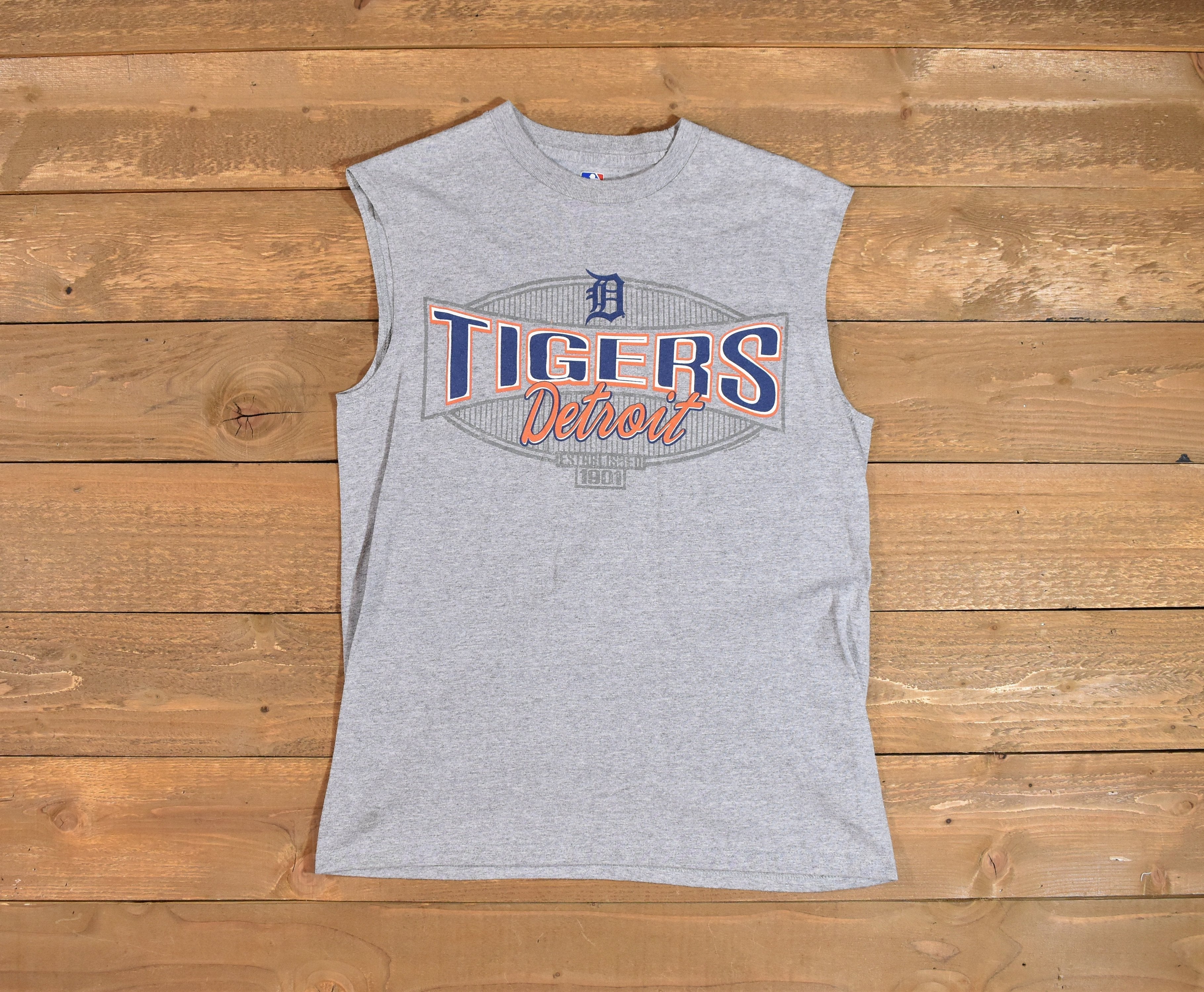 Tigers Baseball Mens Cut Off t-shirt Detroit Large MLb Baseball Shirt Grey Used