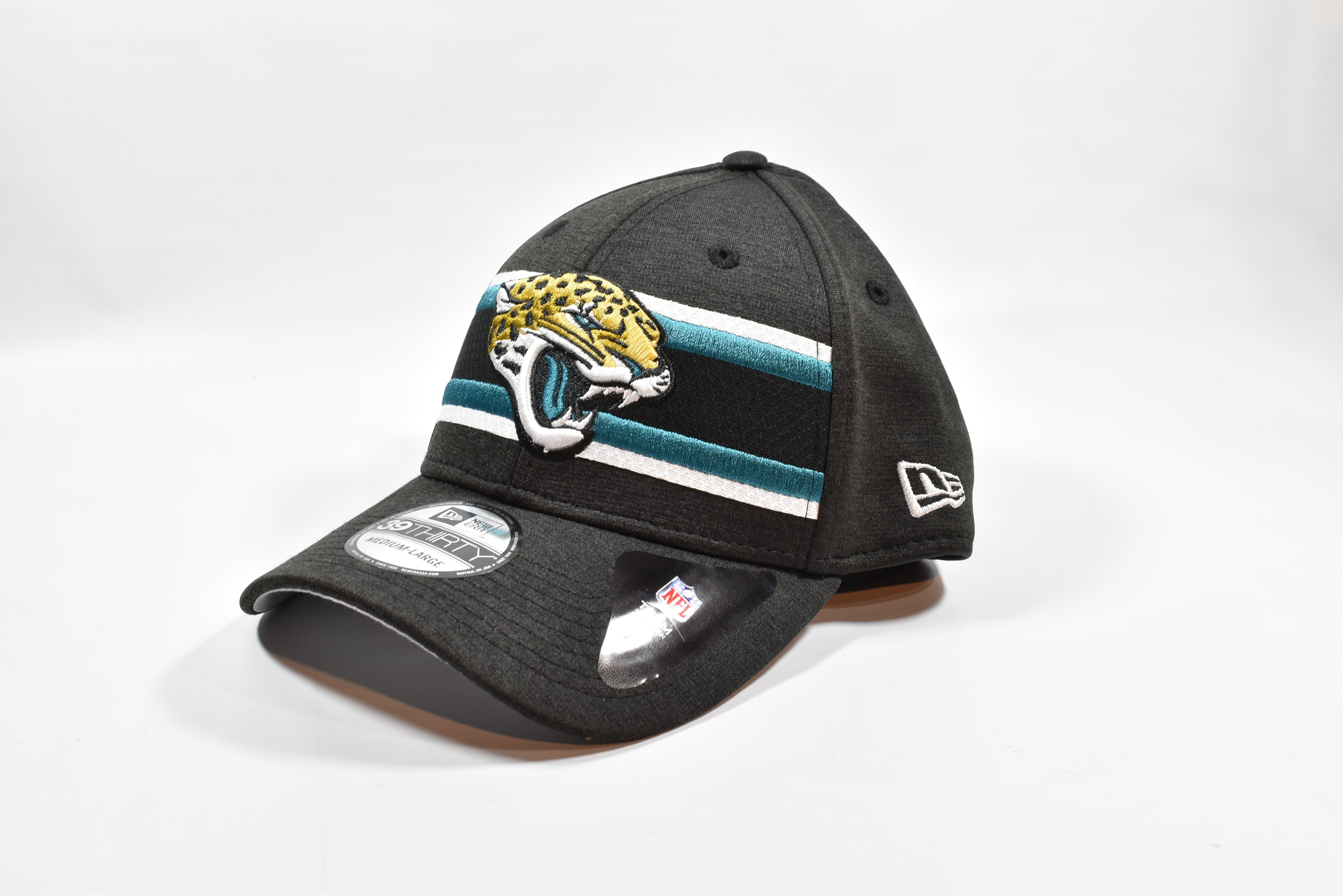 Jacksonville Jaguars NFL Team Headwear Mens Medium Large 39 thirty NEW Cap